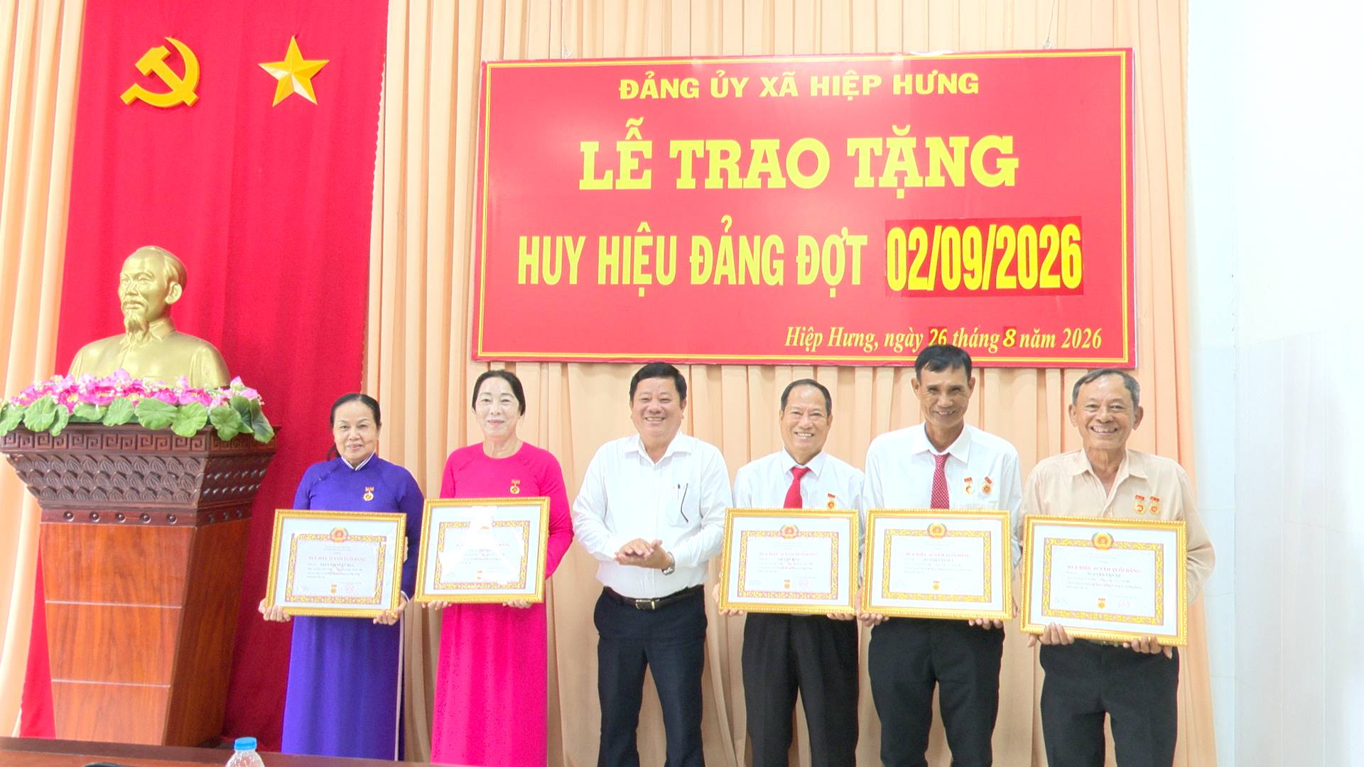 anh tin bai